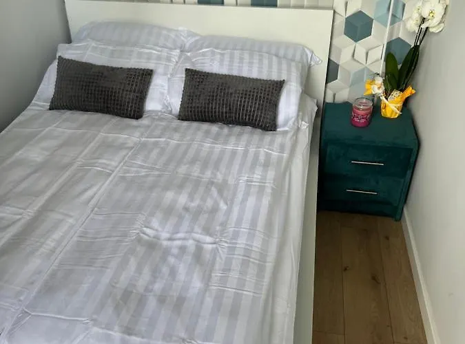 Marcinkowskiego 11 - 2 Katovice